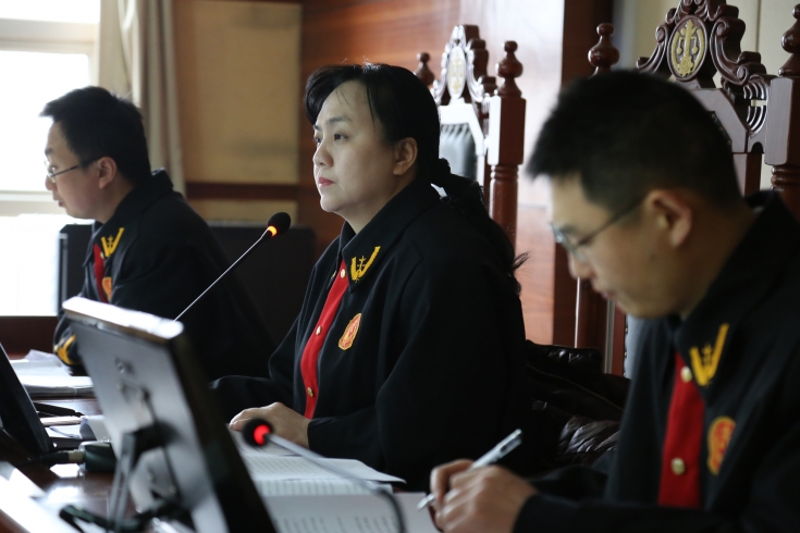 重庆五中院：开庭审理110公斤涉毒案