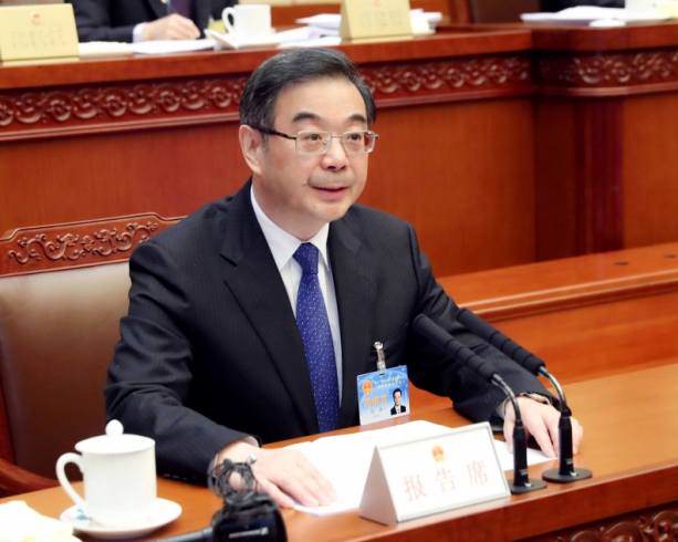 周强在第十三届全国人大常委会第二次会议上作《关于设立上海金融法院的决定（草案）》的说明