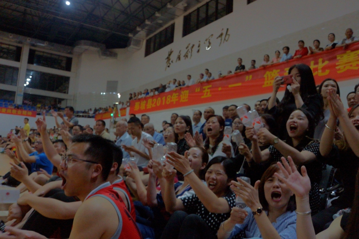 那坡县法院获得全县迎“五一”篮球赛亚军