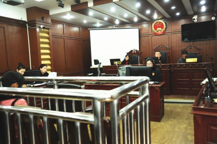 颍东法院：把庭审打造为廉政教育课堂